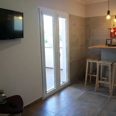 Lisbon 4 Apartment *